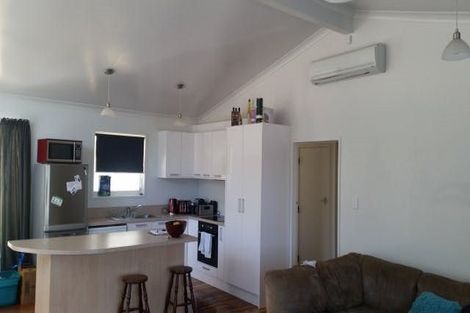 Photo of property in 19 Holmes Grove, Naenae, Lower Hutt, 5011