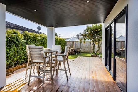 Photo of property in 12a Kauri Street, Merrilands, New Plymouth, 4312