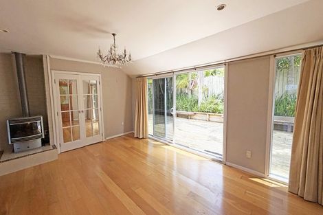 Photo of property in 50 Balmain Road, Chatswood, Auckland, 0626