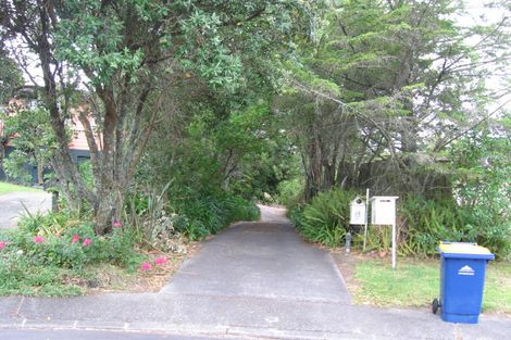 Photo of property in 1/20 Kerria Place, Sunnynook, Auckland, 0620