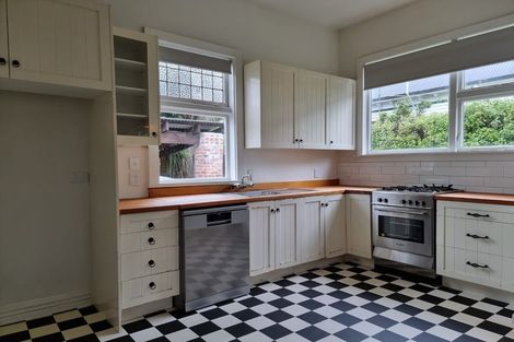 Photo of property in 122 Tennyson Street, Sydenham, Christchurch, 8023