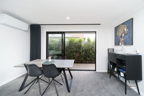 Photo of property in 6 Ngaio Street, West End, Palmerston North, 4412