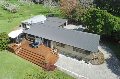 Photo of property in 154 Waipipi Wharf Road, Pollok, Waiuku, 2683