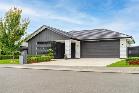 Photo of property in 15 Maple Grove, Solway, Masterton, 5810