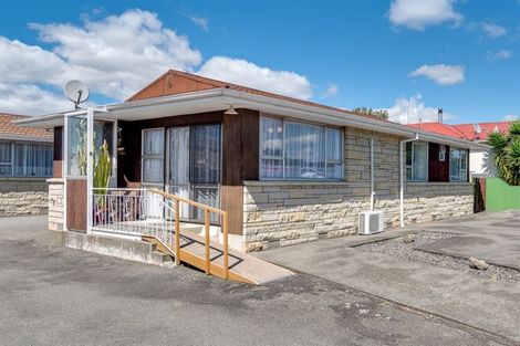 Photo of property in 1/82 Gloucester Street, Greenmeadows, Napier, 4112