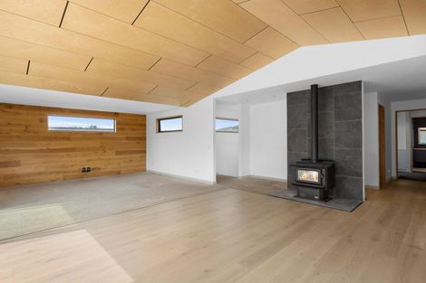 Photo of property in 41 Mount Linton Avenue, Wanaka, 9305