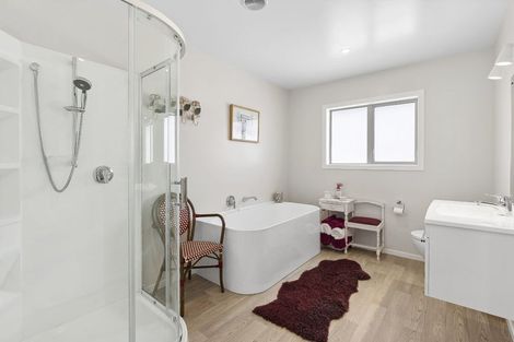 Photo of property in 12 Sentinel Drive, Lake Hawea, 9382