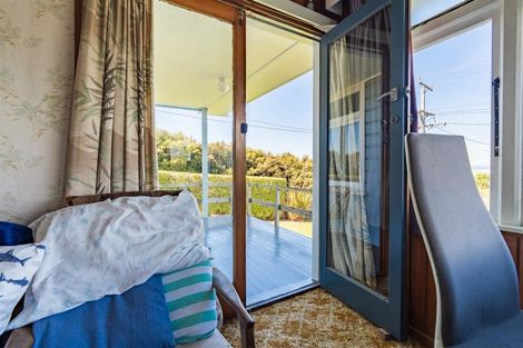 Photo of property in 1390 Taieri Mouth Road, Taieri Mouth, 9091