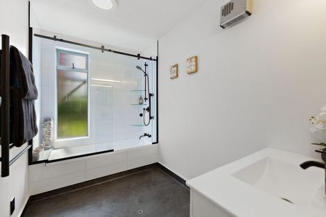 Photo of property in 42 Remarkables Crescent, Frankton, Queenstown, 9300