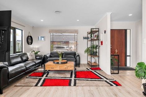 Photo of property in 7 Roderick Place, Rototuna, Hamilton, 3210