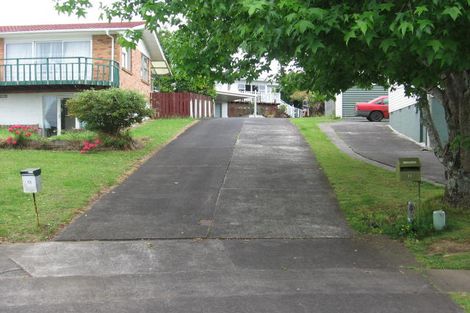 Photo of property in 13 De Thiery Place, Pakuranga Heights, Auckland, 2010