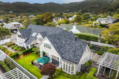 Photo of property in 4-6 Cheviot Road, Lowry Bay, Lower Hutt, 5013