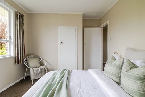 Photo of property in 10 Stoke Place, Awapuni, Palmerston North, 4412