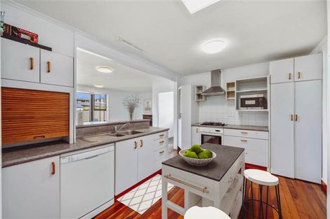 Photo of property in 42 Alamein Crescent, Onekawa, Napier, 4110