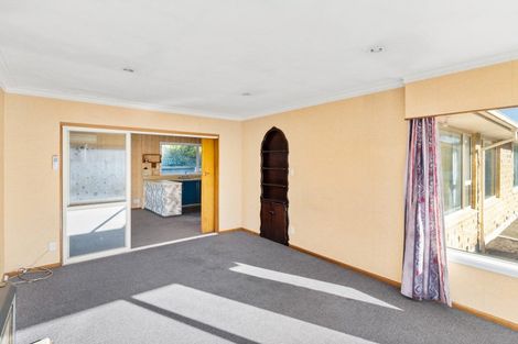 Photo of property in 40 Skerten Avenue, Hornby, Christchurch, 8042