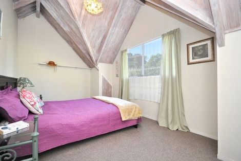 Photo of property in 3 Pohutukawa Avenue, Red Beach, 0932