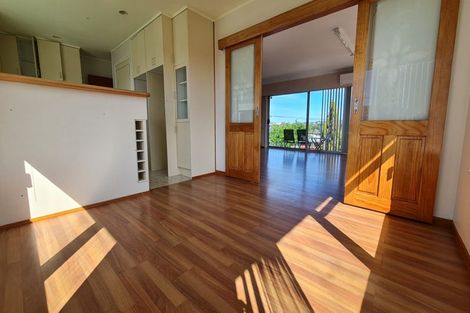 Photo of property in 70 Sunnybrae Road, Hillcrest, Auckland, 0627