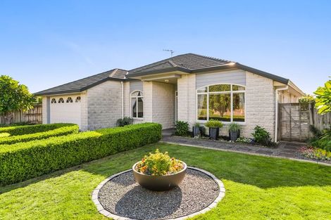 Photo of property in 194 Milne Drive, Paraparaumu, 5032