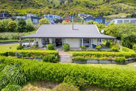 Photo of property in 17 Kea Street, Waikanae, 5036