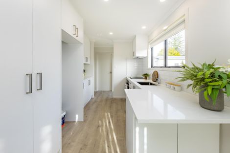 Photo of property in 3 Dewhurst Place, Favona, Auckland, 2024