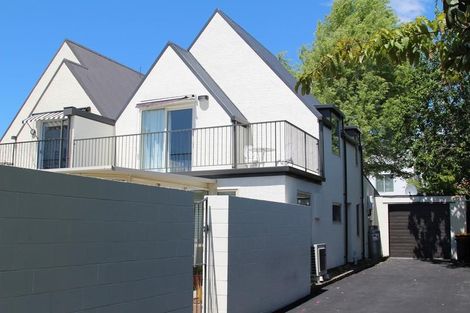Photo of property in 122 Office Road, Merivale, Christchurch, 8014