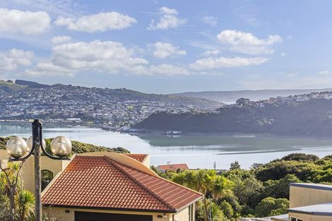 Photo of property in 2 Glengavel Grove, Papakowhai, Porirua, 5024
