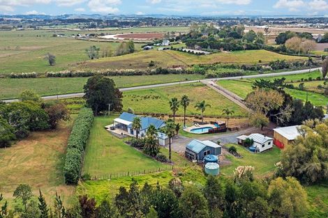 Photo of property in 141 Mangakura Road, Helensville, 0875