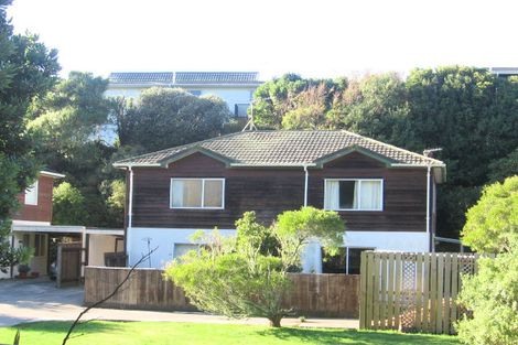 Photo of property in 82 Middleton Road, Churton Park, Wellington, 6037