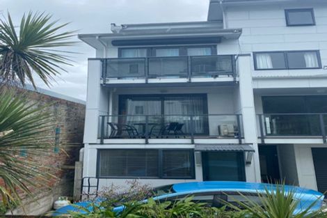 Photo of property in 464u3 Adelaide Road, Berhampore, Wellington, 6023