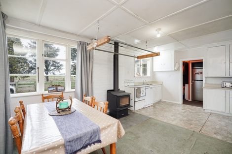 Photo of property in 565 Otautau Wreys Bush Road, Waikoura, Otautau, 9689