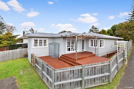 Photo of property in 53 Bruce Road, Glenfield, Auckland, 0629