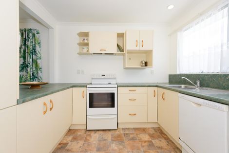 Photo of property in 79 Sutherland Crescent, Westbrook, Palmerston North, 4412
