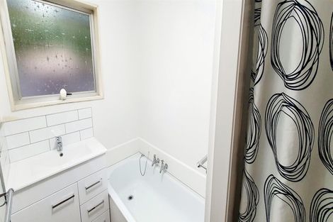 Photo of property in 2/372 Hereford Street, Linwood, Christchurch, 8011