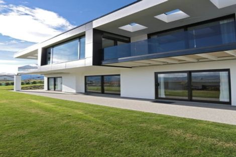 Photo of property in 47 Forest Heights, Wanaka, 9305