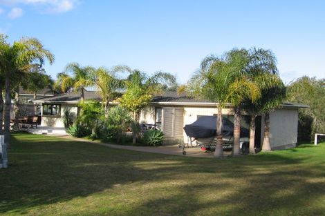 Photo of property in 21 Mccormick Place, Pauanui, Hikuai, 3579