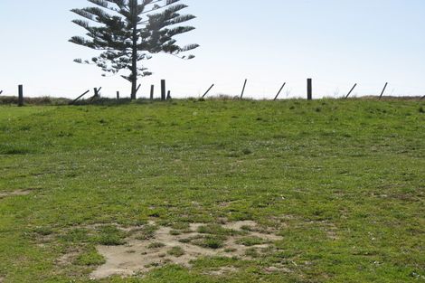Photo of property in 2 Esplanade Rise, Coastlands, Whakatane, 3120