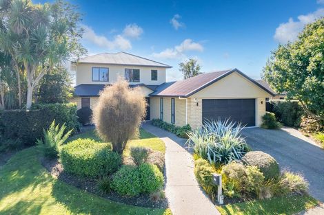 Photo of property in 72 Barrington Drive, Huntington, Hamilton, 3210