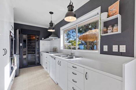 Photo of property in 33c Tay Street, Mount Maunganui, 3116