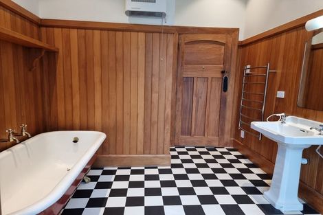 Photo of property in 122 Tennyson Street, Sydenham, Christchurch, 8023