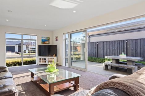 Photo of property in 12 Storer Street, Kaiapoi, 7630