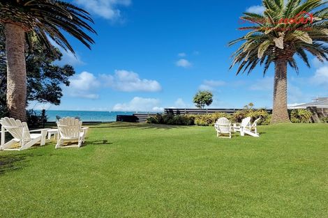 Photo of property in Seaview Apartments, 11/64 Milford Road, Milford, Auckland, 0620
