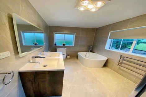 Photo of property in 133a/1 Hobsonville Road, West Harbour, Auckland, 0618