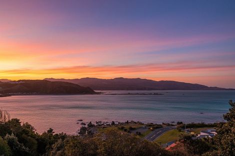 Photo of property in 5 Waitaha Way, Houghton Bay, Wellington, 6023