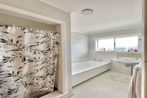 Photo of property in 58f1- Oregon Drive, Maoribank, Upper Hutt, 5018