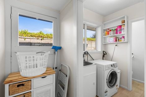 Photo of property in 33 Wilton Crescent, Bishopdale, Christchurch, 8053