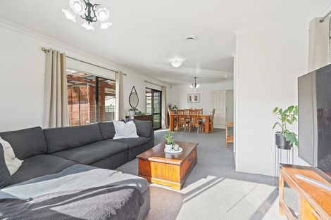 Photo of property in 14 Catalina Drive, Melville, Hamilton, 3206