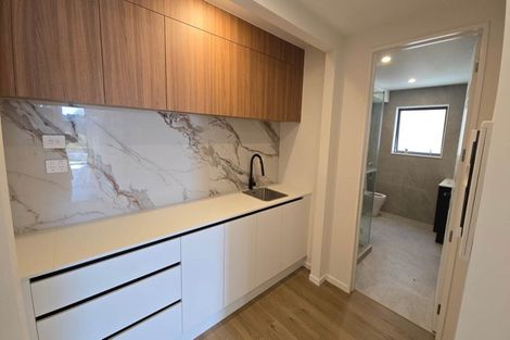Photo of property in 14 Grand Ridge Avenue, Flat Bush, Auckland, 2019