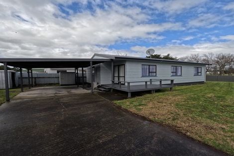 Photo of property in 12 Redwood Drive, Waipukurau, 4200