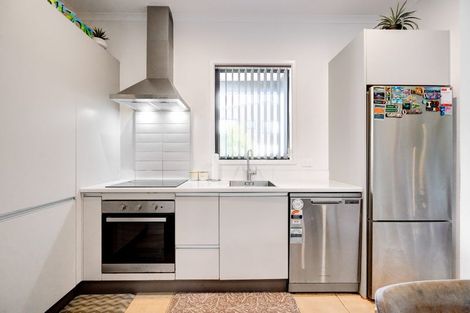 Photo of property in 14 Fordham Street, Beach Haven, Auckland, 0626