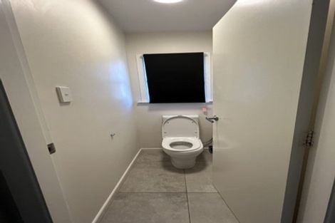 Photo of property in 19 Oswald Crescent, Paparangi, Wellington, 6037